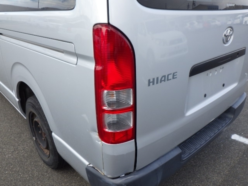 HIACE VAN-33
