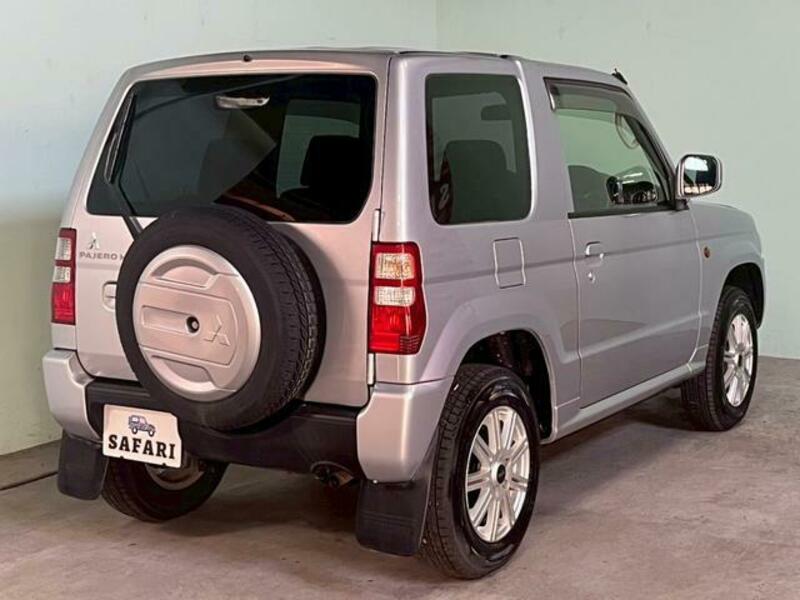 PAJERO MINI