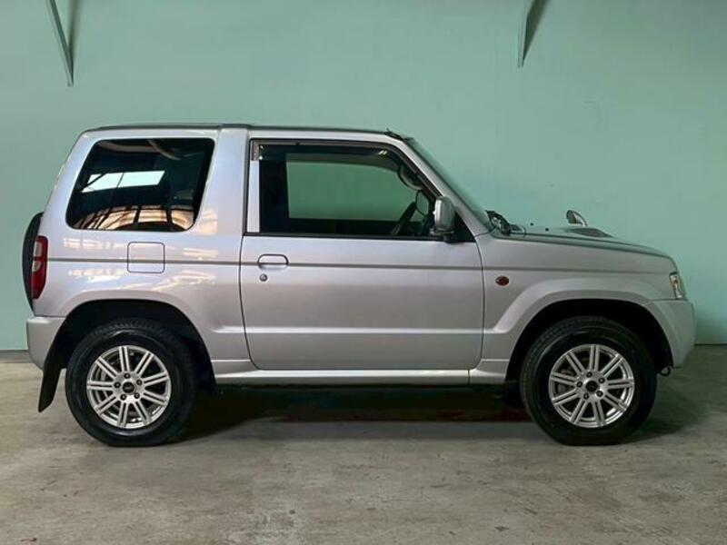 PAJERO MINI