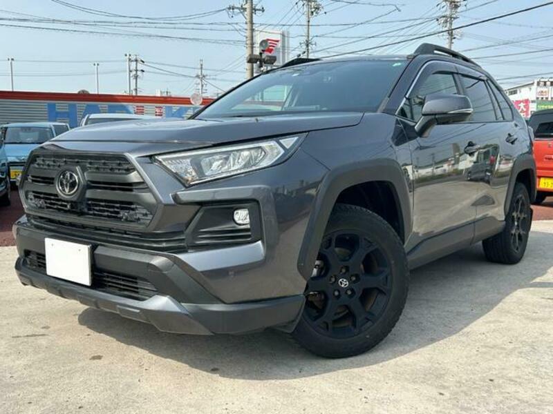 TOYOTA RAV4