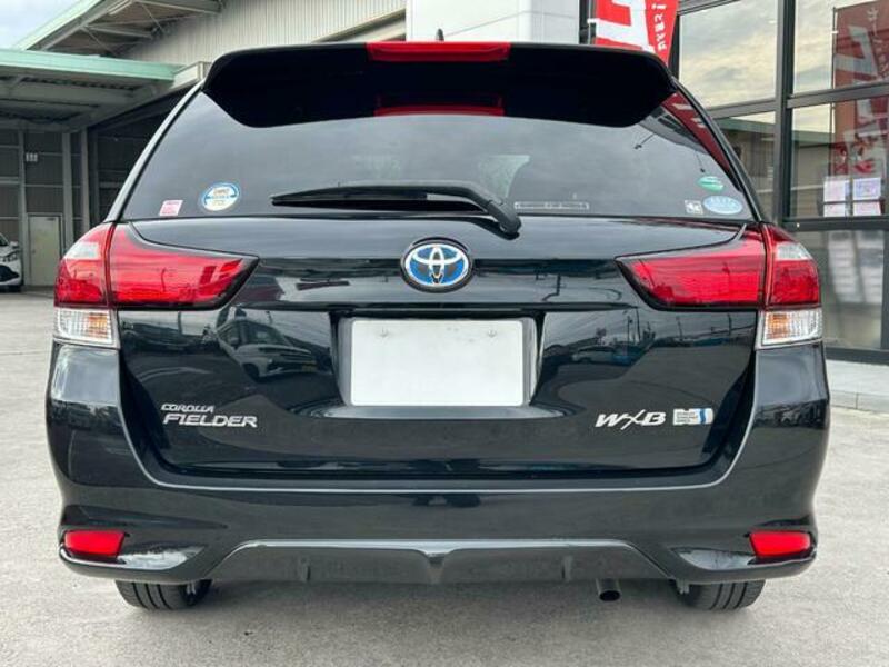 COROLLA FIELDER