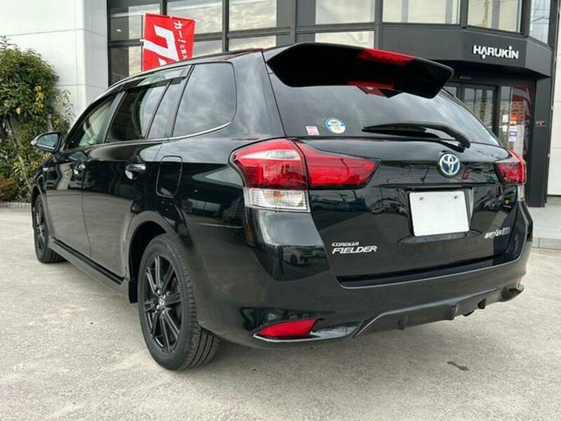 COROLLA FIELDER