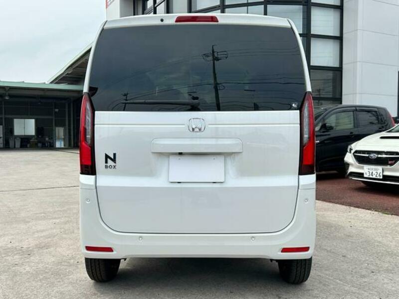 N BOX