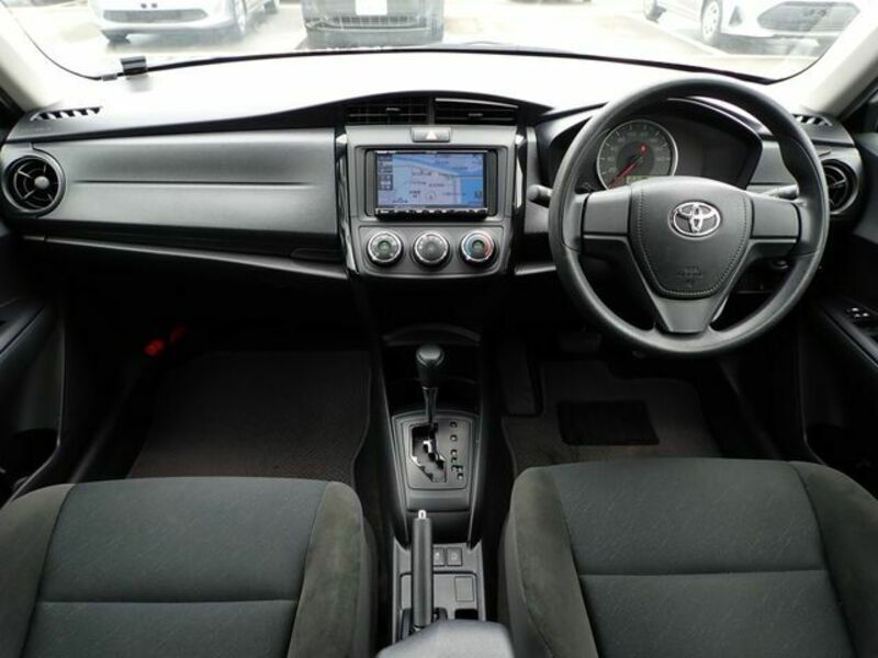 COROLLA AXIO