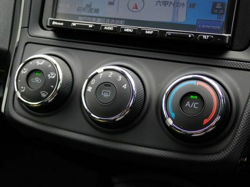 COROLLA AXIO