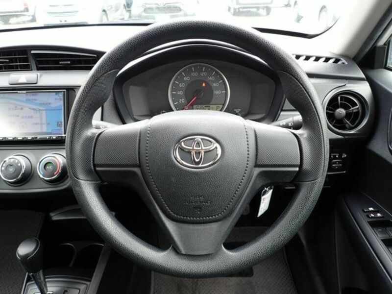 COROLLA AXIO