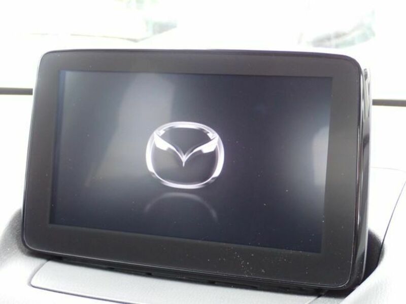 MAZDA2