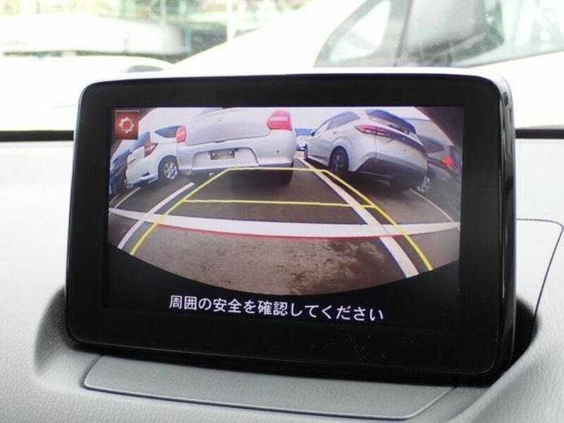 MAZDA2