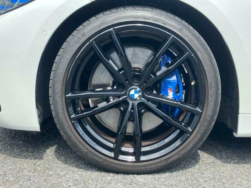 4 SERIES