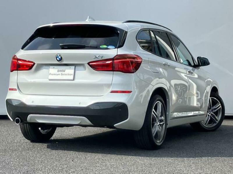 X1