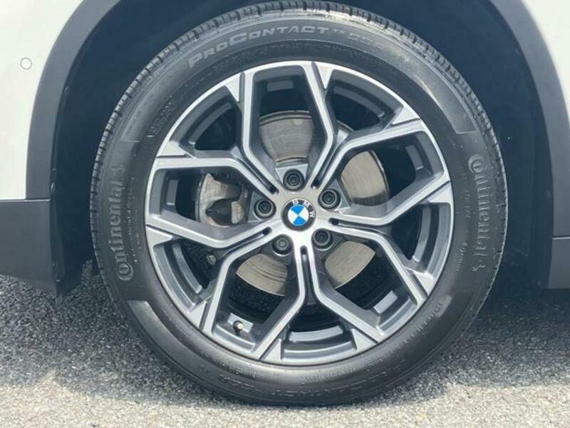 X1