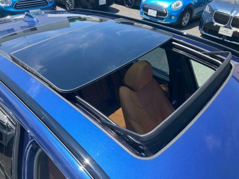 X3