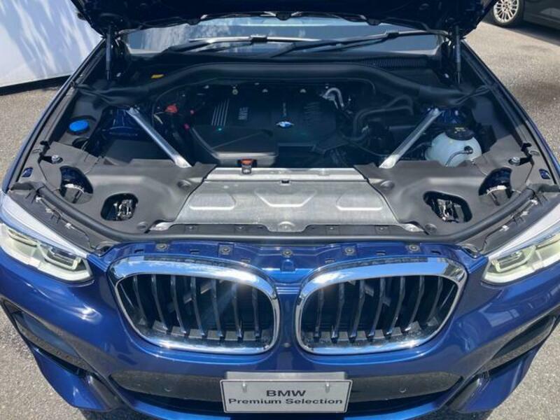 X3