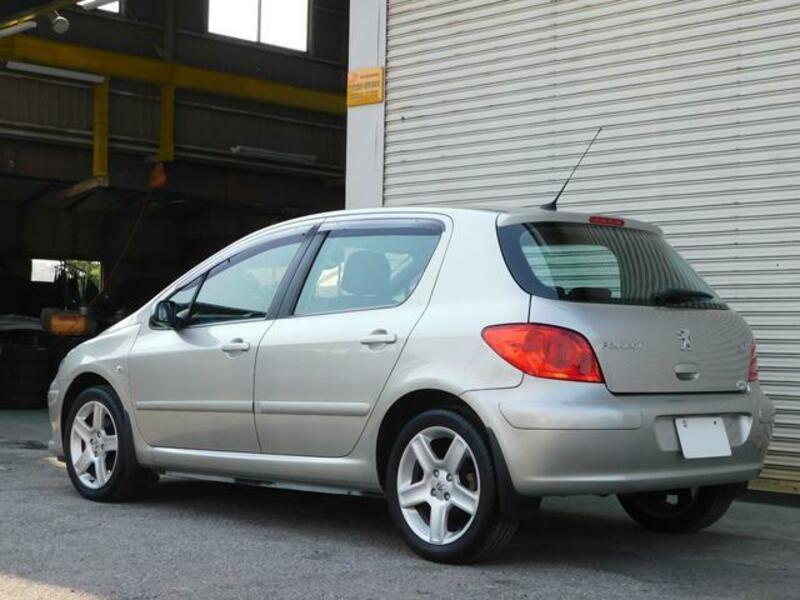 307