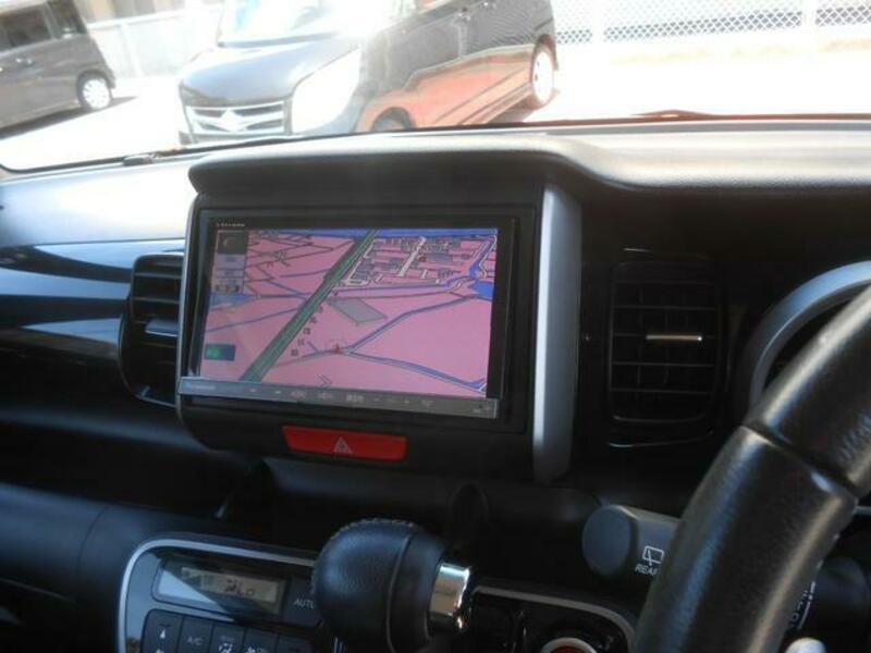 N BOX CUSTOM