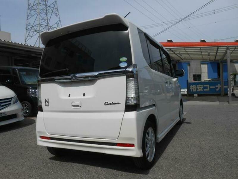 N BOX CUSTOM