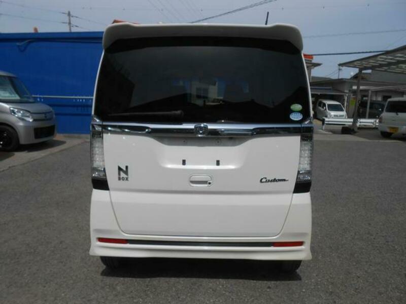 N BOX CUSTOM