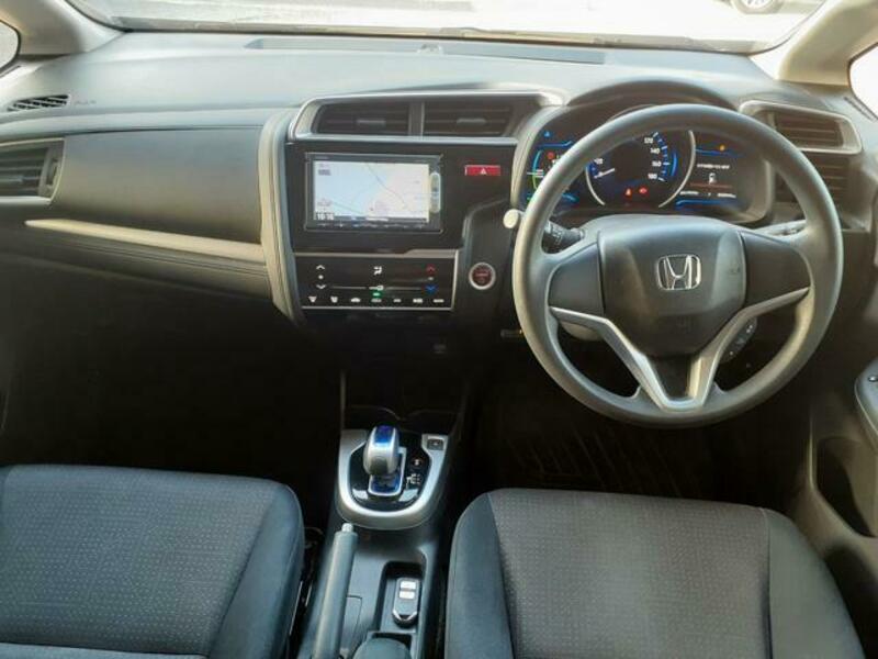 FIT HYBRID