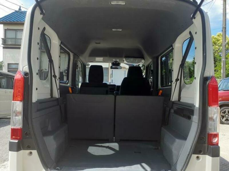 N-VAN