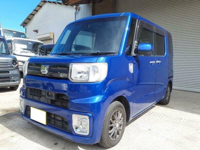 DAIHATSU WAKE