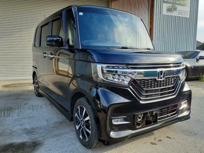 N BOX CUSTOM