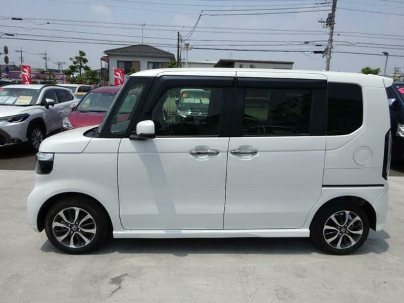 N BOX CUSTOM