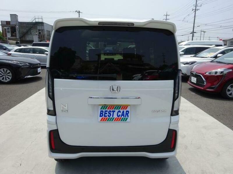 N BOX CUSTOM