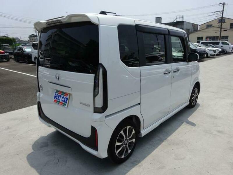N BOX CUSTOM