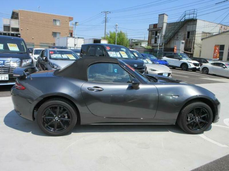 ROADSTER