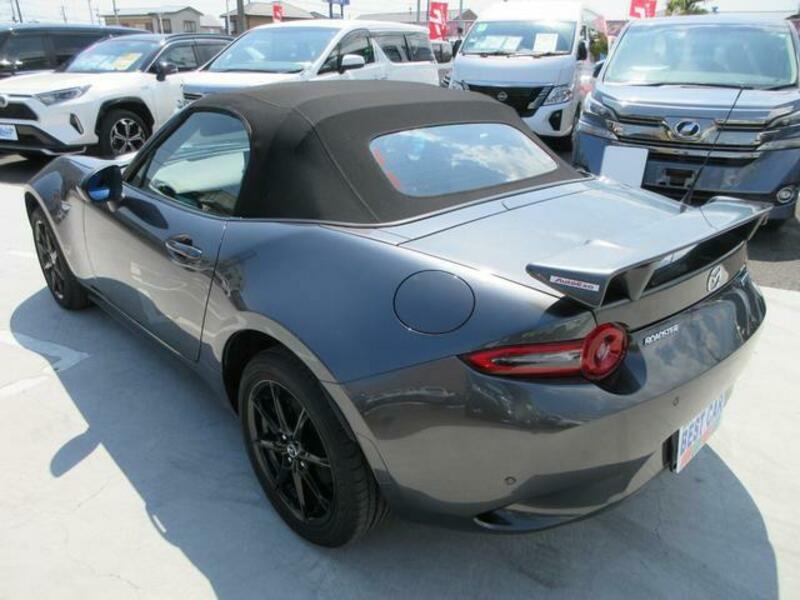 ROADSTER