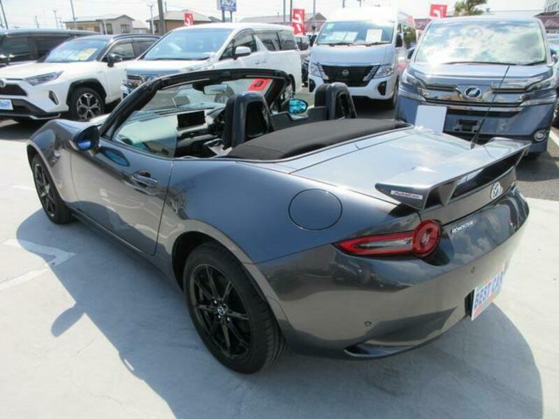 ROADSTER