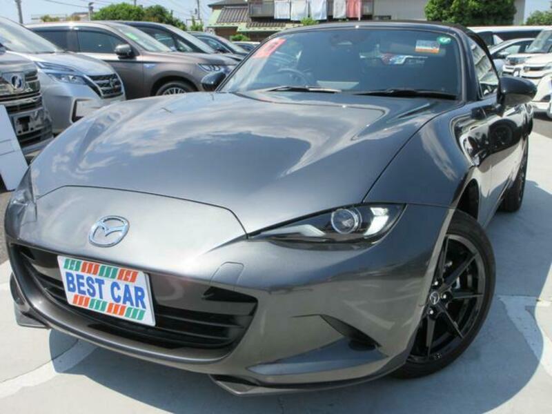 ROADSTER-0