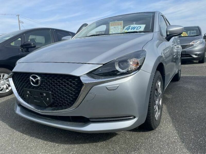 MAZDA2