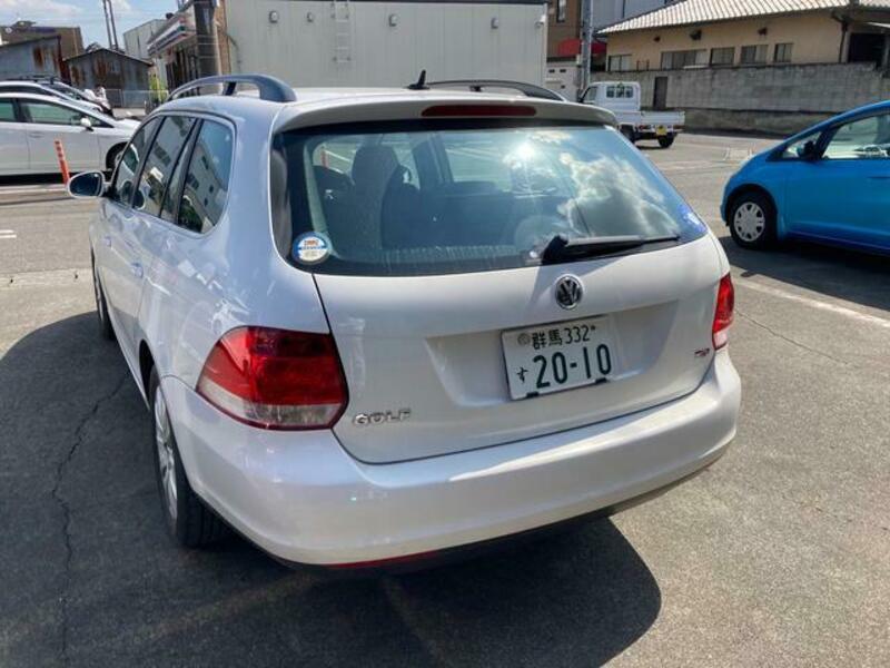 GOLF VARIANT