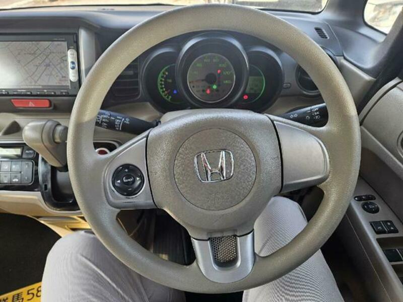 N BOX