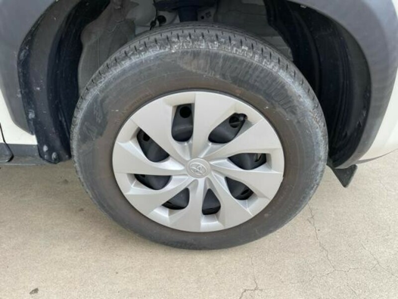 YARIS CROSS