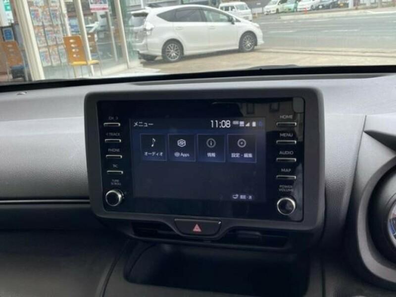 YARIS CROSS