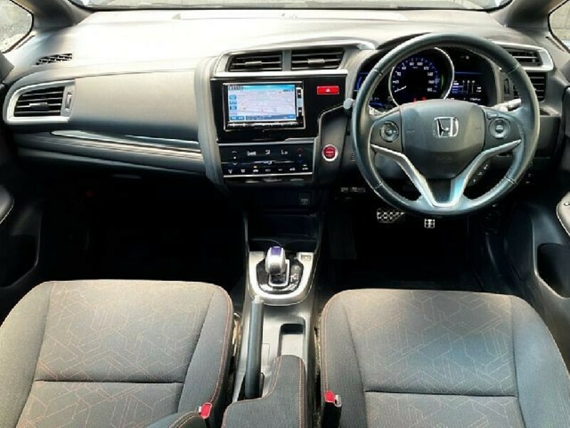 FIT HYBRID
