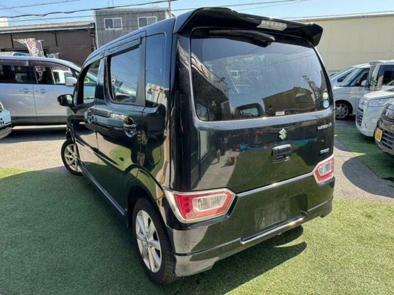 WAGON R