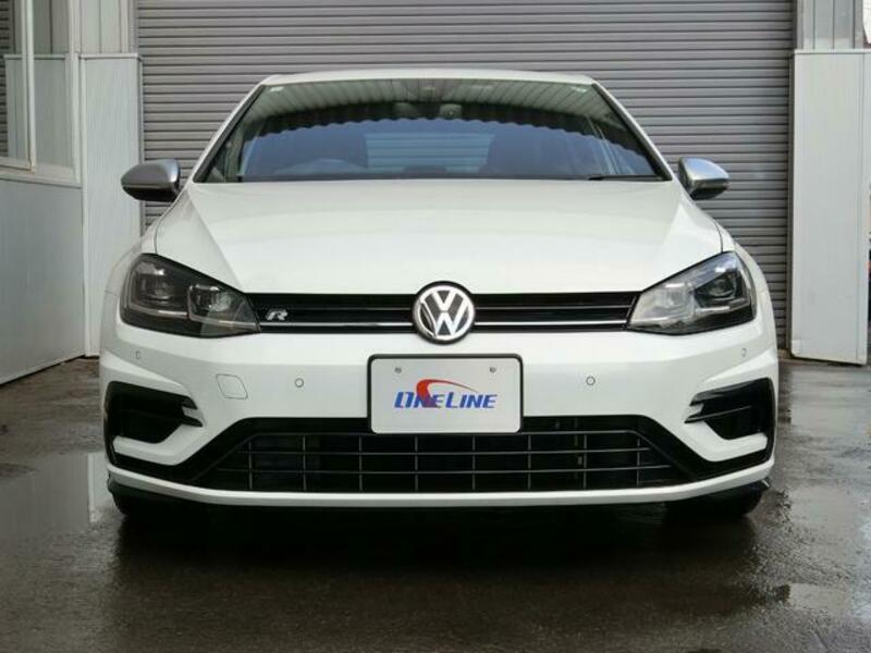 GOLF R