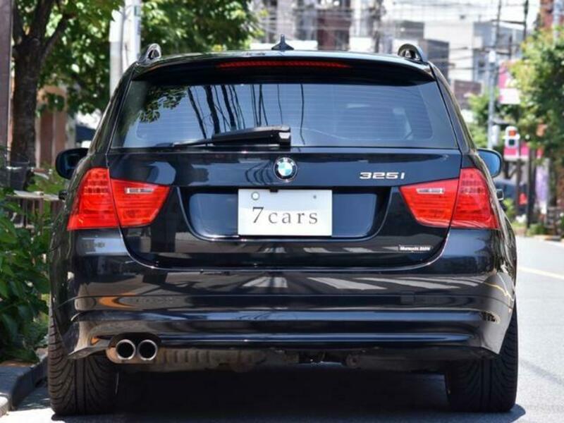 3 SERIES