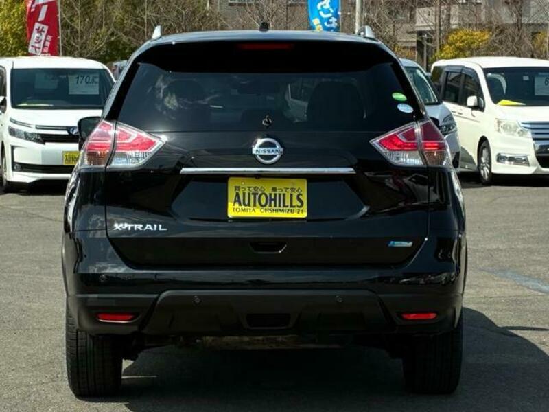 X-TRAIL