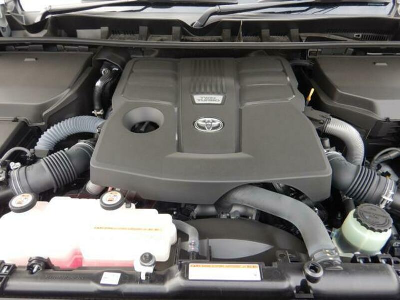 LAND CRUISER