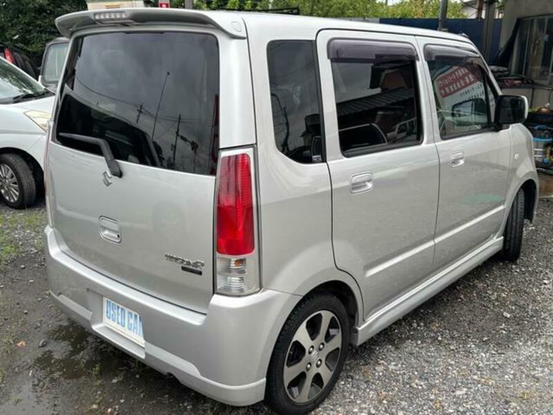 WAGON R