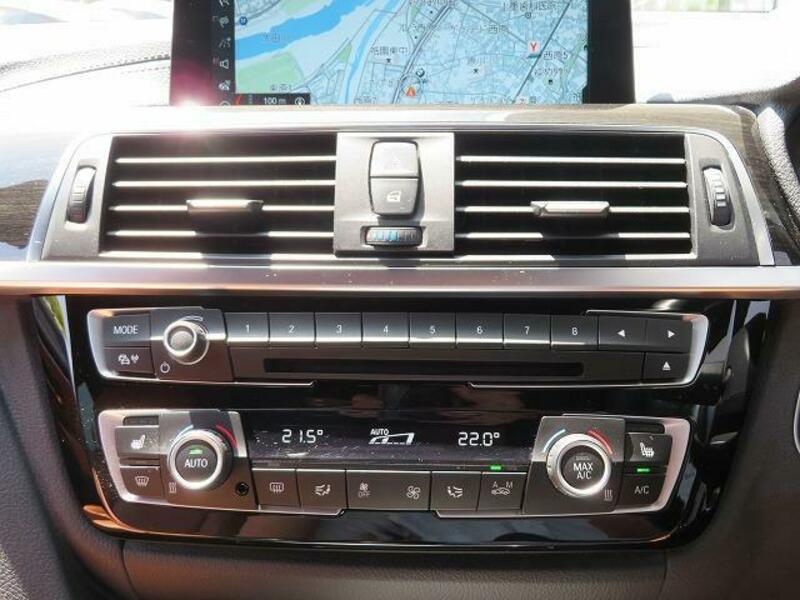 4 SERIES