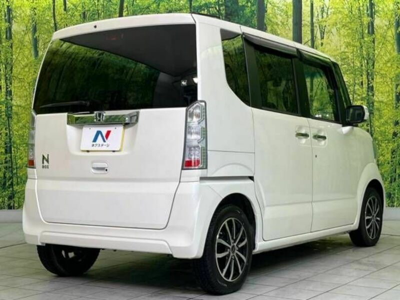 N BOX