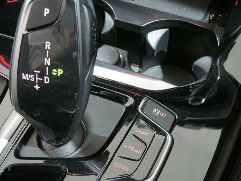 X3