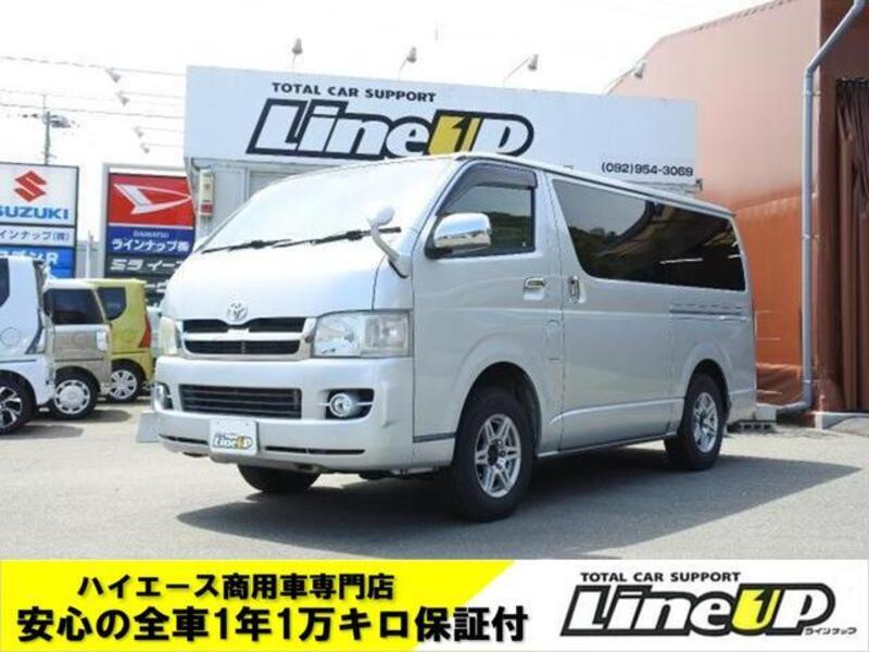 TOYOTA HIACE VAN