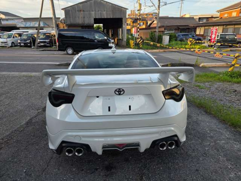 86