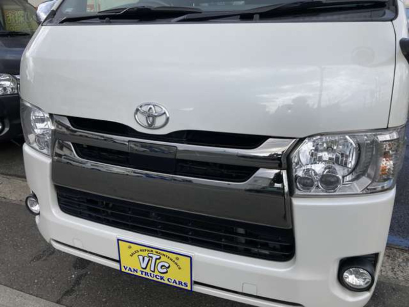 HIACE VAN
